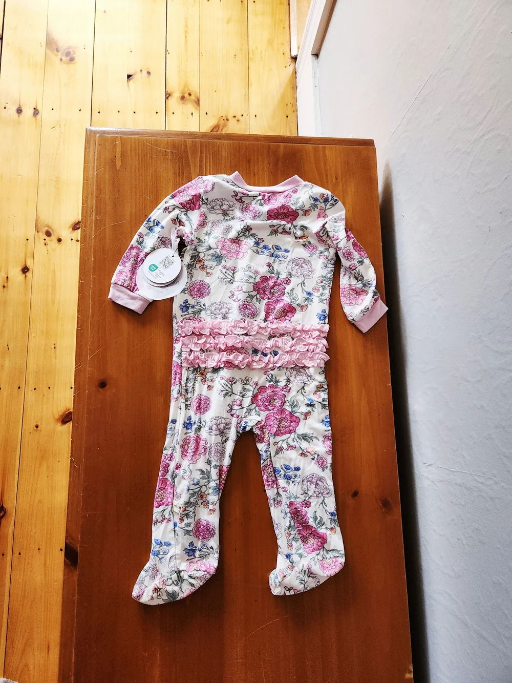 NWT Milkberry 6-9m Bamboo Floral Ruffle Butt Footie - Picture 3 of 6